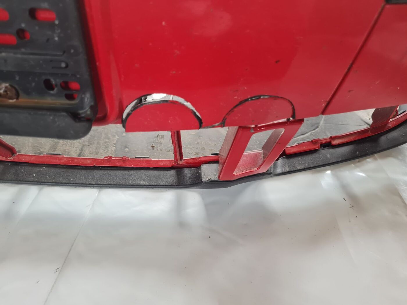 Priekšējais buferis priekš VW PASSAT 2004 UNIVERSAL GREY 15 Priekšējais buferis priekš VW PASSAT 2004 UNIVERSAL GREY