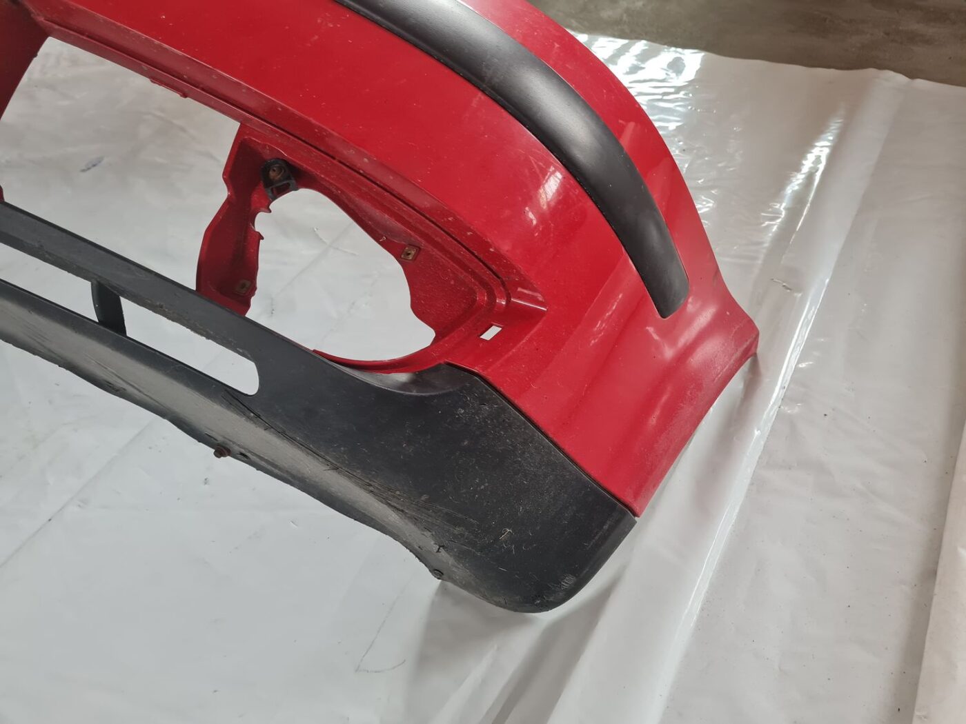 Priekšējais buferis priekš VW PASSAT 2004 UNIVERSAL GREY 7 Priekšējais buferis priekš VW PASSAT 2004 UNIVERSAL GREY