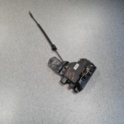 Priekšējo kreiso durvju slēdzene priekš VW GOLF IV 1999