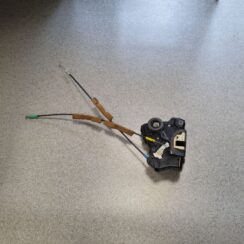 Priekšējo labo durvju slēdzene priekš TOYOTA RAV 4 2006