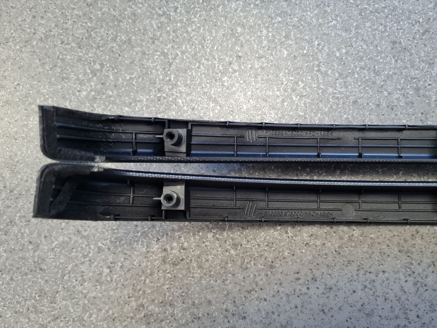 Mērinstrumentu paneļa uzlika priekš NISSAN X-TRAIL 2007