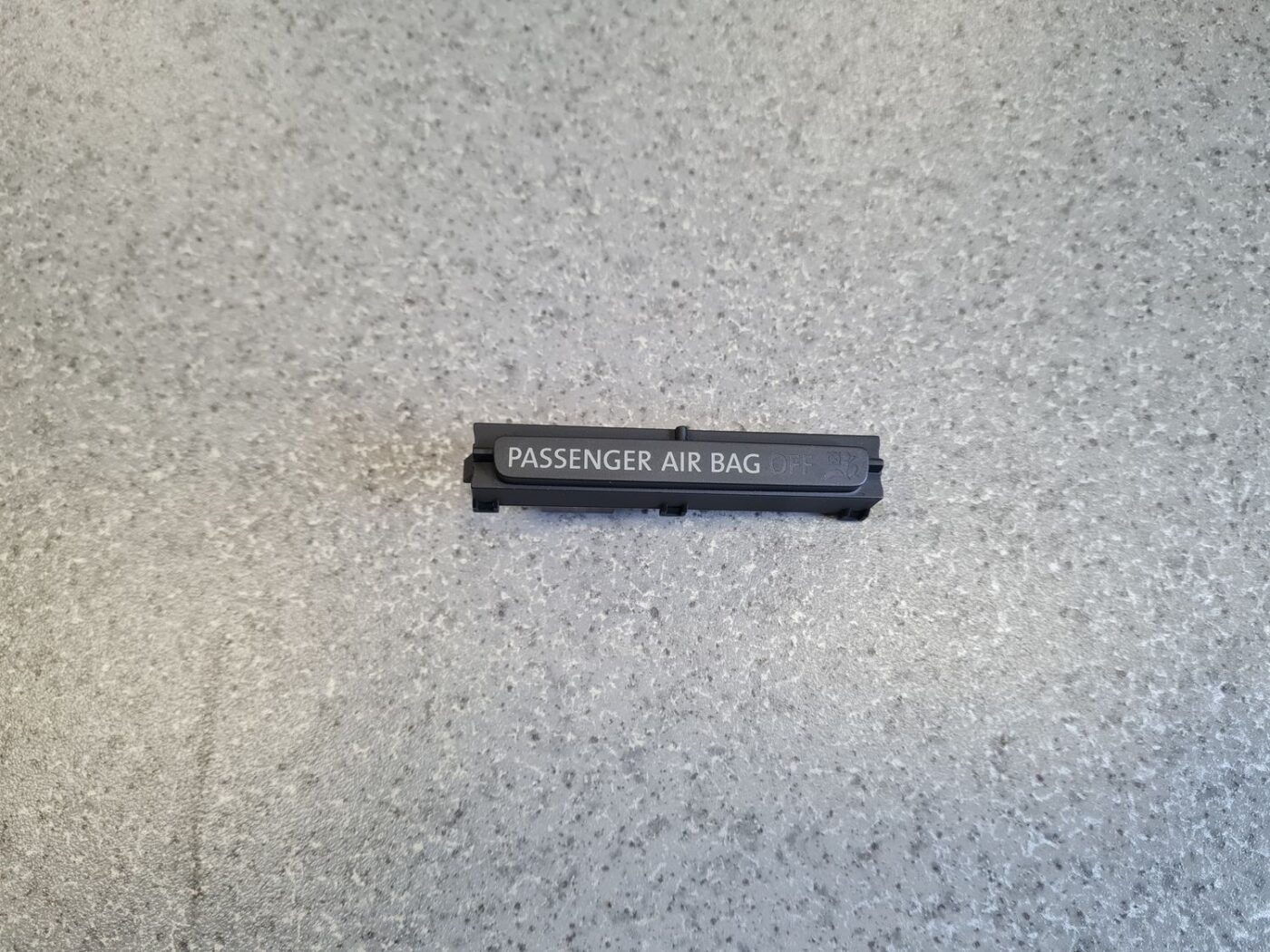 Drošības spilvena indikators priekš VW GOLF VARIANT 2012 1 Drošības spilvena indikators priekš VW GOLF VARIANT 2012