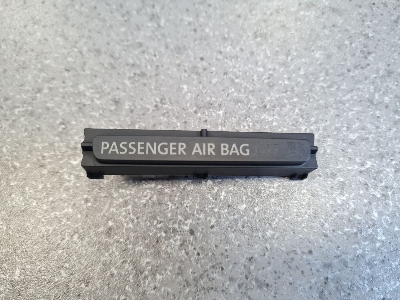 Drošības spilvena indikators priekš VW GOLF VARIANT 2012 2 Drošības spilvena indikators priekš VW GOLF VARIANT 2012