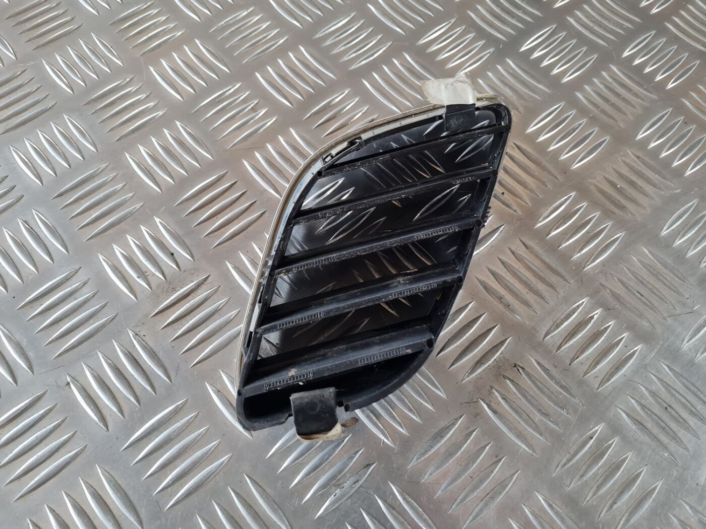 Bufera reste priekš SAAB 9-5 1999 2 Bufera reste priekš SAAB 9-5 1999