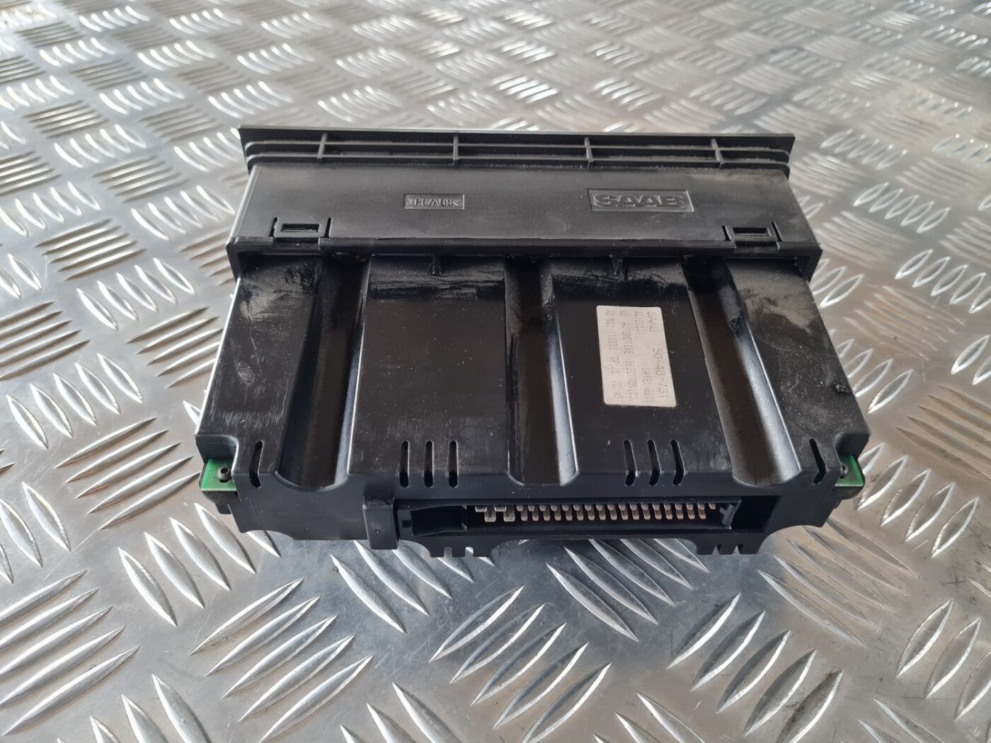 Klimata kontroles bloks priekš SAAB 9-5 1999 5 Klimata kontroles bloks priekš SAAB 9-5 1999