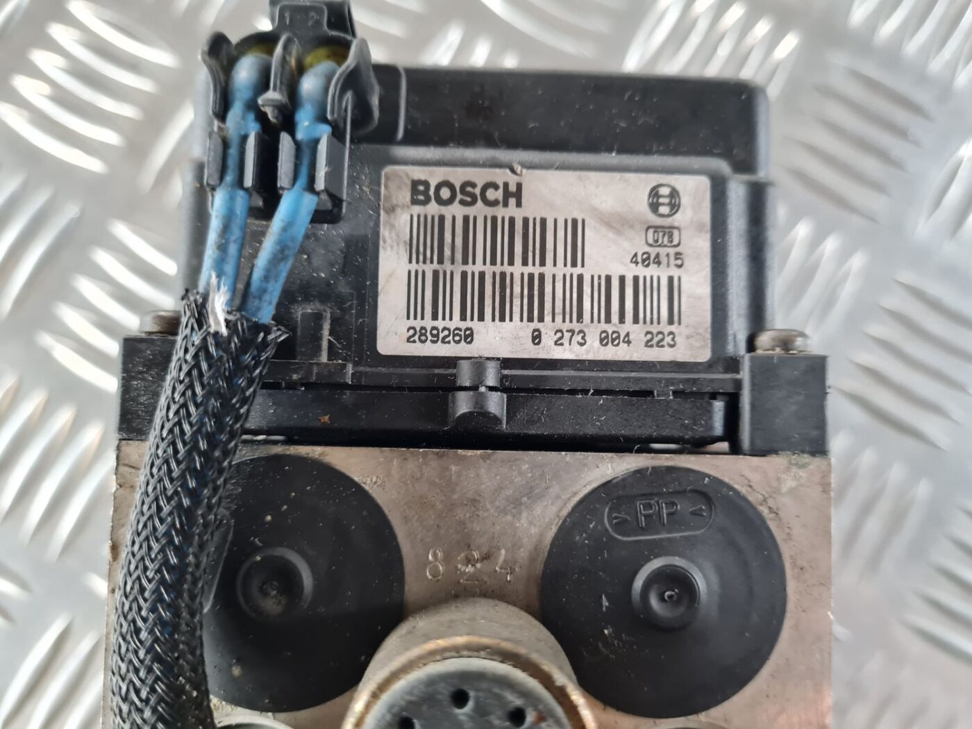 ABS bloks priekš SAAB 9-5 1999 4 ABS bloks priekš SAAB 9-5 1999