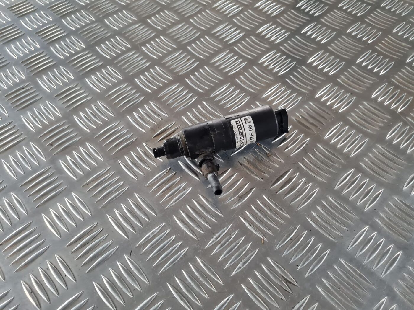 Mazgātāja šķidruma sūknis priekš SAAB 9-5 1999 1 Mazgātāja šķidruma sūknis priekš SAAB 9-5 1999