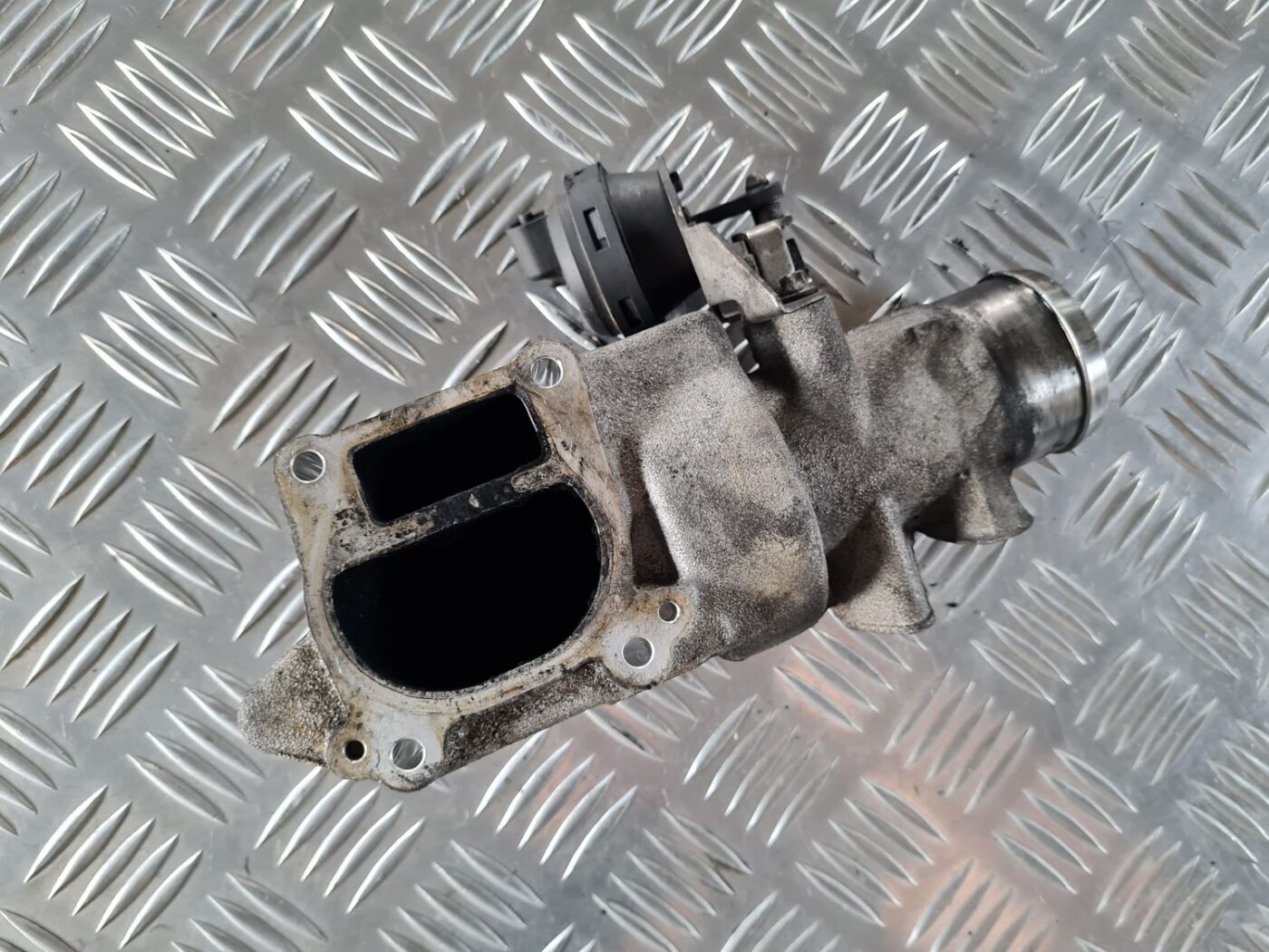 Droseļvārsts priekš SAAB 9-5 1999