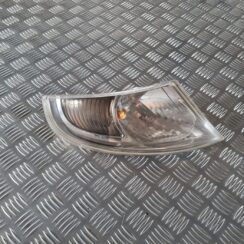 Pagrieziena signala lukturis priekš SAAB 9-5 1999