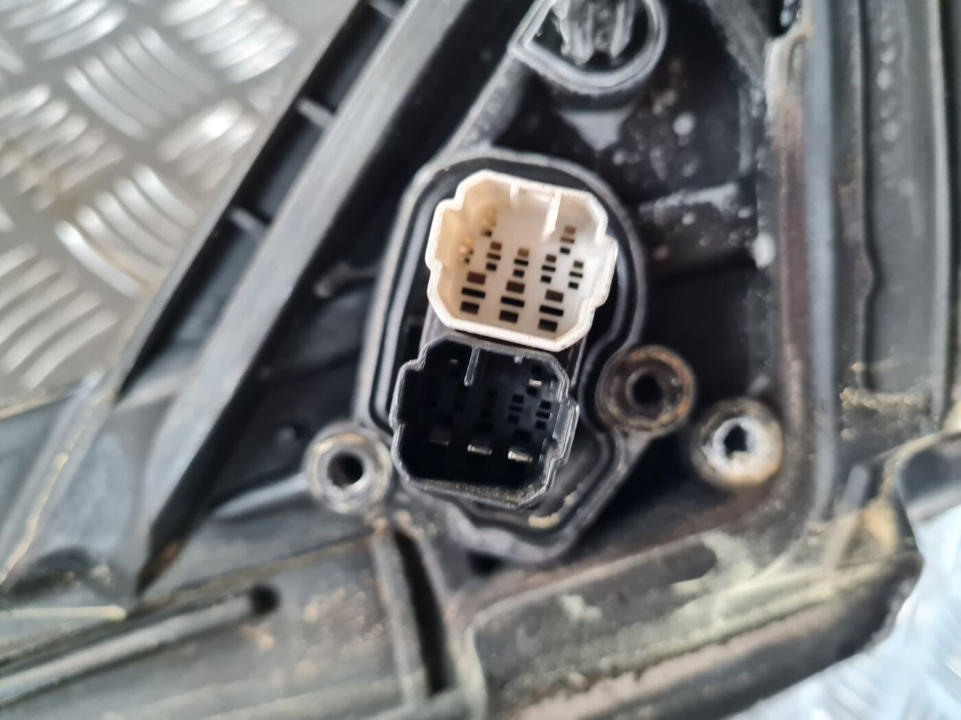 Ārējais spogulis, pa labi priekš SAAB 9-5 1999