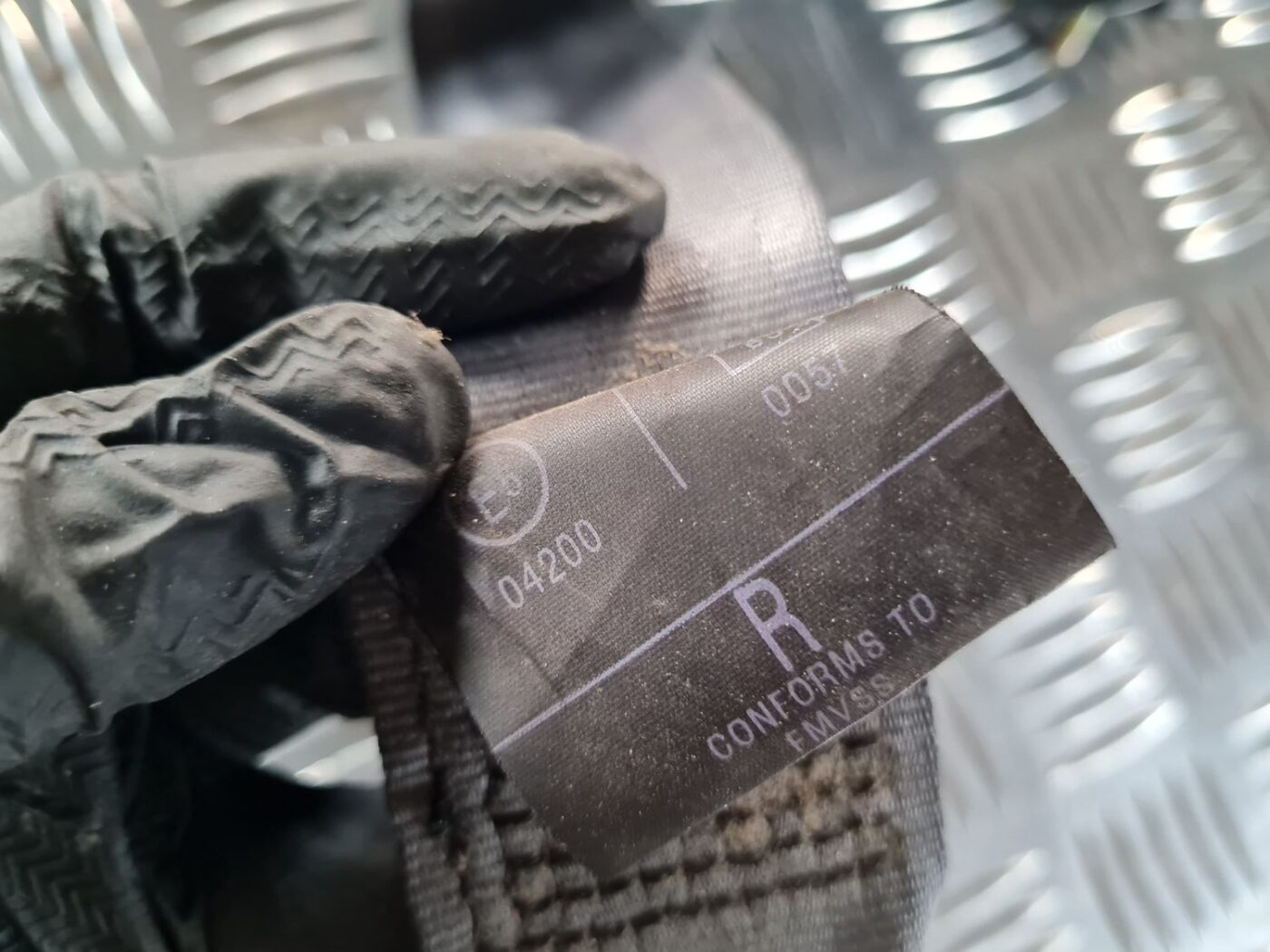 Aizmugurējā labā drošības josta priekš SAAB 9-5 1999