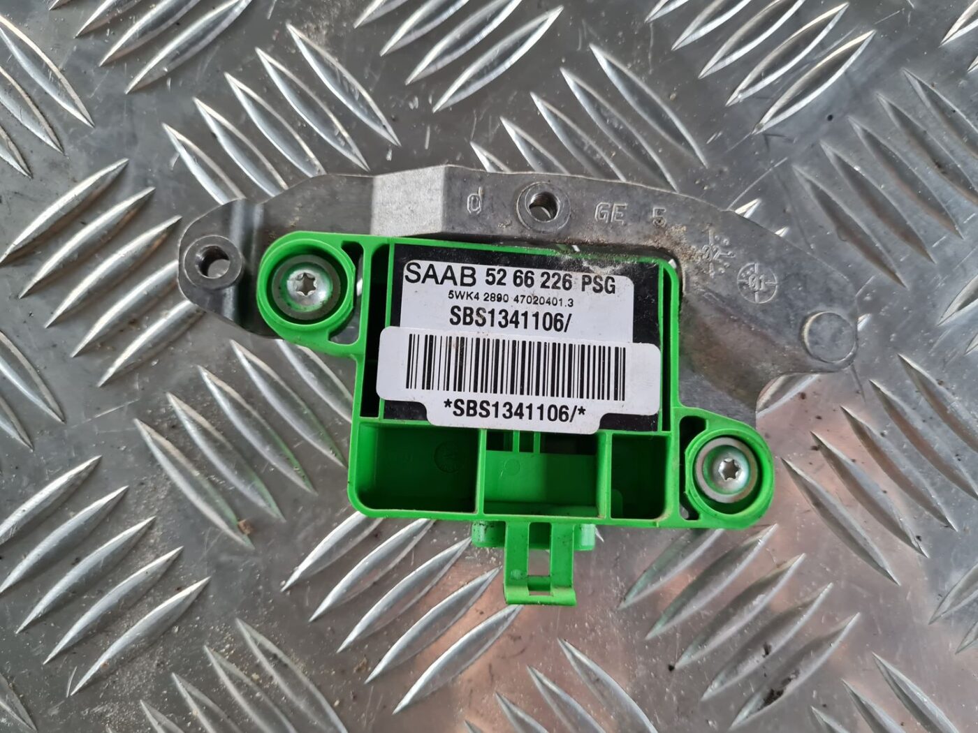 Drošības spilvena trieciensensors priekš SAAB 9-5 1999 2 Drošības spilvena trieciensensors priekš SAAB 9-5 1999