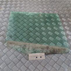 Aizmugurējo labo durvju stikls priekš SAAB 9-5 1999