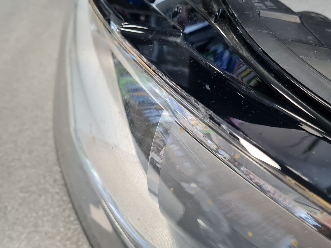 Priekšējais kreisais lukturis priekš AUDI A6 2012-2017 17 Priekšējais kreisais lukturis priekš AUDI A6 2012-2017