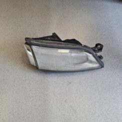 Priekšējais labais lukturis priekš OPEL VECTRA B 1995-2000