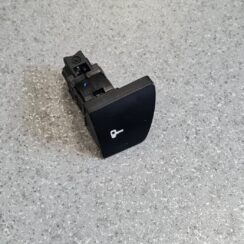 Atvēršanas/aizvēršanas poga priekš PEUGEOT 307 2003