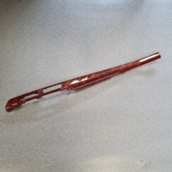 Mērinstrumentu paneļa dekoratīvā uzlika priekš TOYOTA AVENSIS 2004