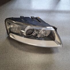 Priekšējais labais lukturis priekš AUDI A6 AVANT 2006