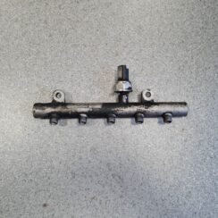 Degvielas sadales caurule priekš VOLVO S40 2004 Grey