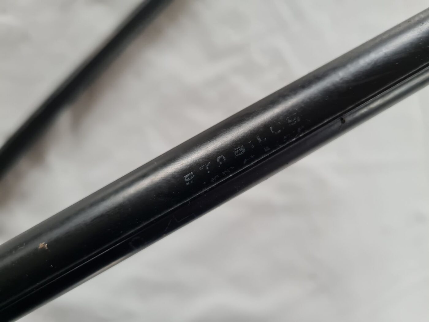 Pārsega amortizators priekš SAAB 9-5 1999 4 Pārsega amortizators priekš SAAB 9-5 1999