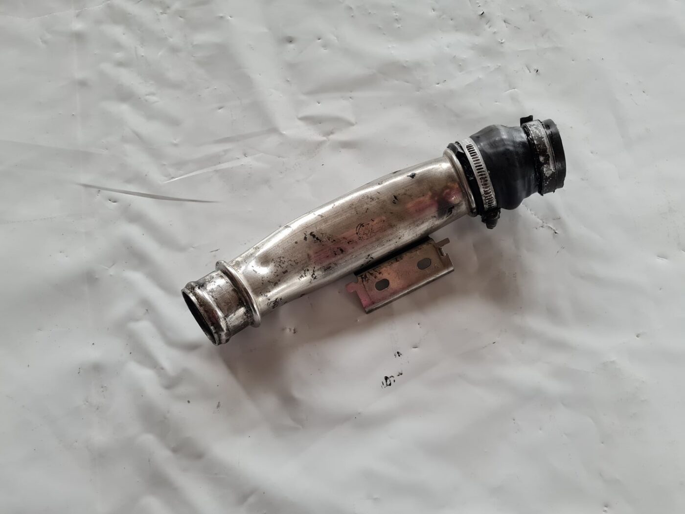 Interkulera caurule priekš SAAB 9-5 1999