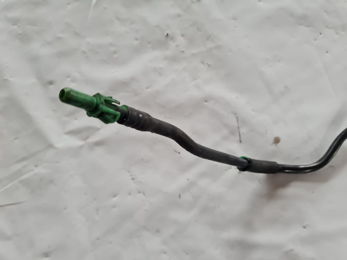 Hidrauliska pastiprinātāja caurule priekš SAAB 9-5 1999 4 Hidrauliska pastiprinātāja caurule priekš SAAB 9-5 1999