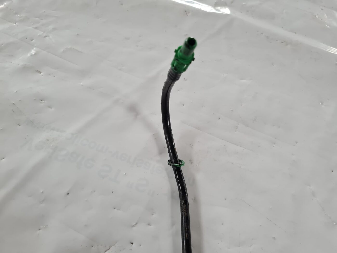 Degvielas caurule priekš SAAB 9-5 1999 4 Degvielas caurule priekš SAAB 9-5 1999