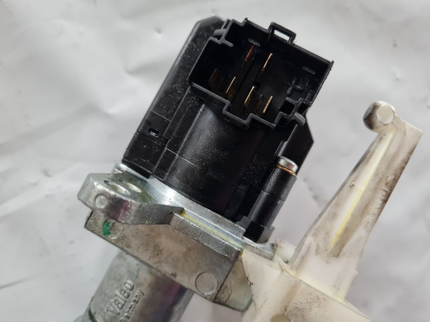 Aizdedzes slēdzene priekš SAAB 9-5 1999