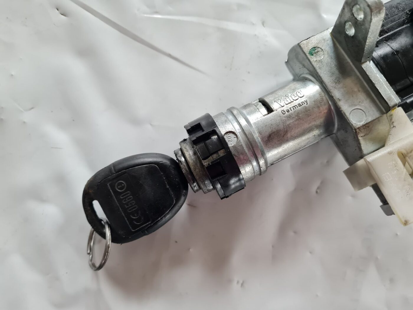 Aizdedzes slēdzene priekš SAAB 9-5 1999