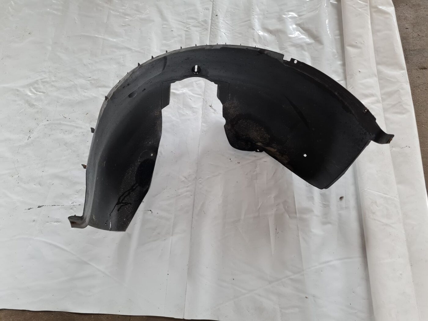 Priekšējais labais paspārns priekš SAAB 9-5 1999 1 Priekšējais labais paspārns priekš SAAB 9-5 1999