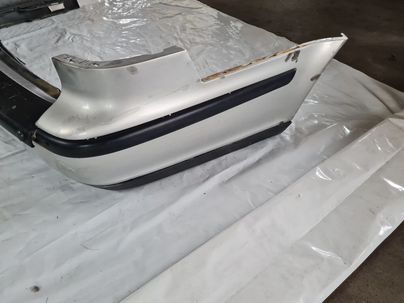 Aizmugures buferis priekš SAAB 9-5 1999