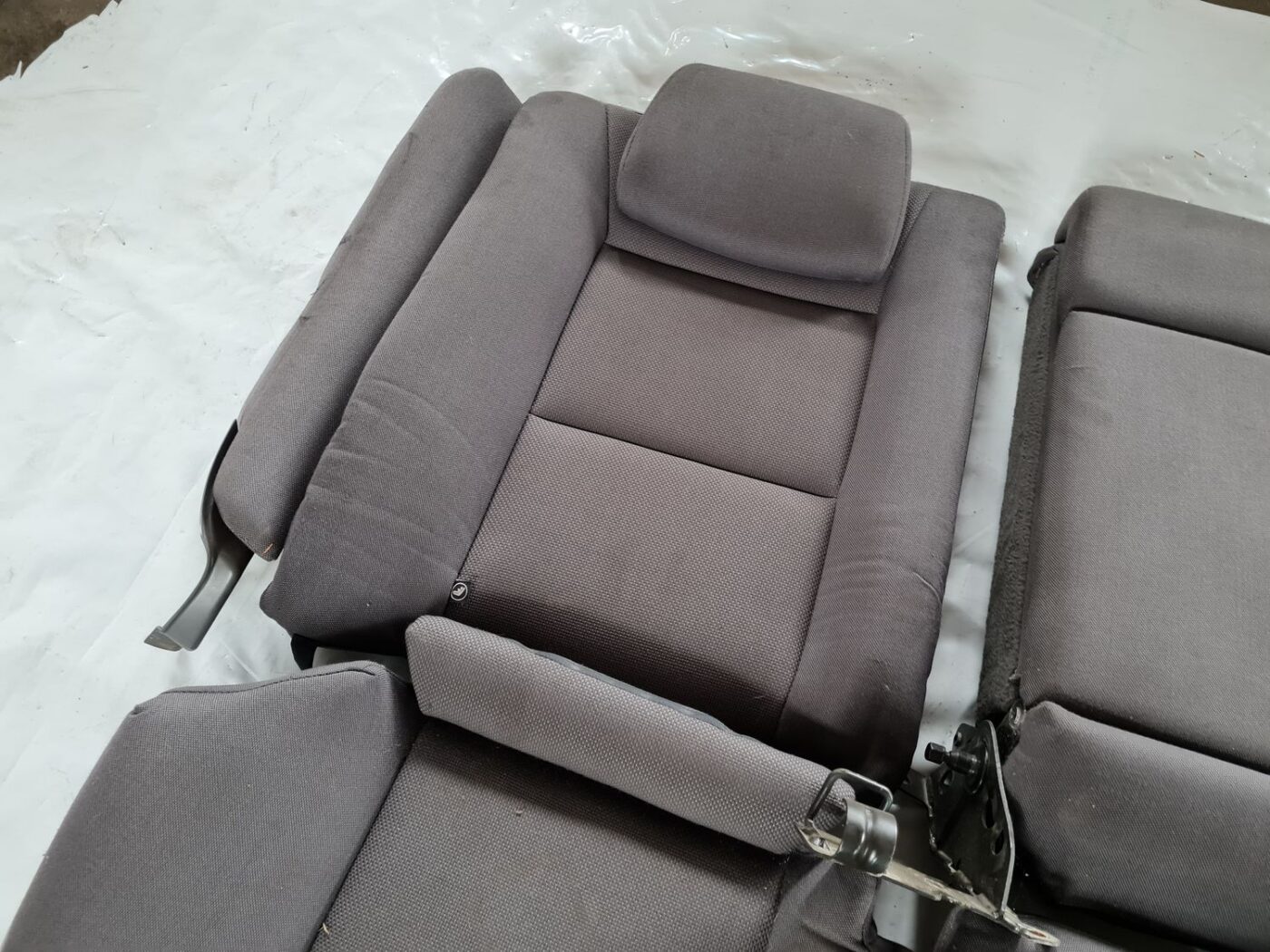 Aizmugurējais sēdeklis priekš SAAB 9-5 1999