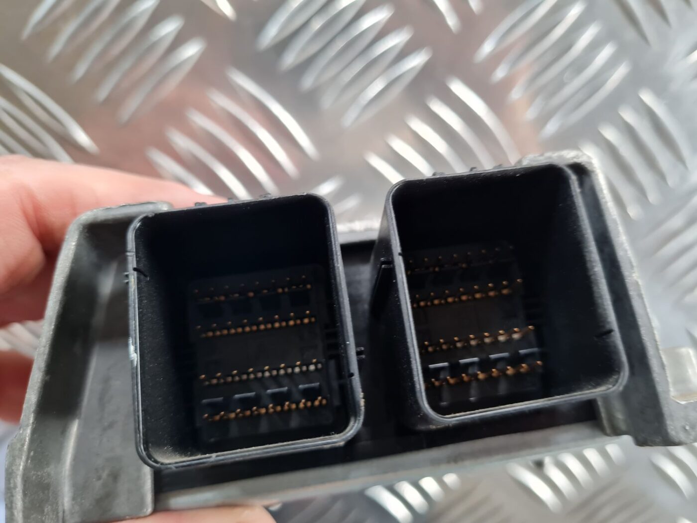 Drošības spilvena vadības bloks priekš CHRYSLER VOYAGER 2006 5 Drošības spilvena vadības bloks priekš CHRYSLER VOYAGER 2006