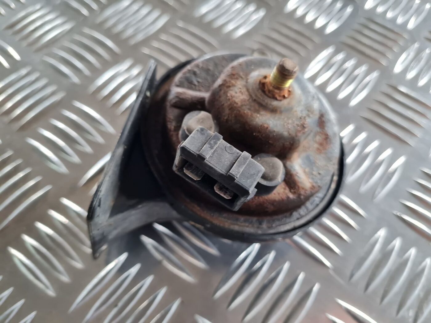 Skaņas signāls priekš CHRYSLER VOYAGER 2006 3 Skaņas signāls priekš CHRYSLER VOYAGER 2006