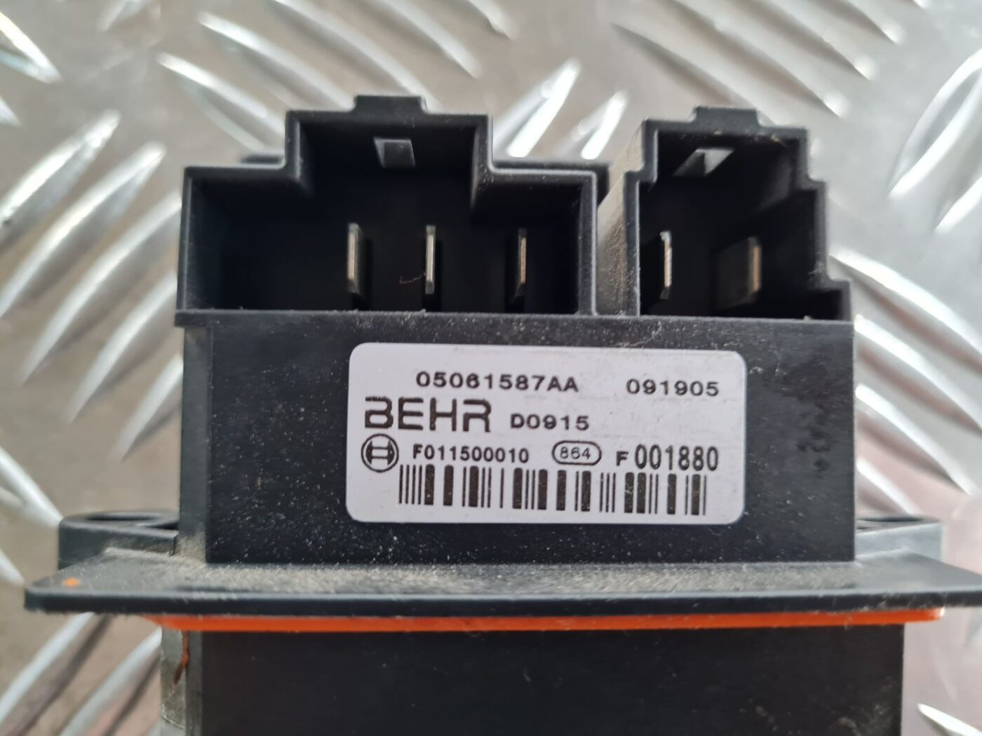 Salona ventilatora rezistors priekš CHRYSLER VOYAGER 2006