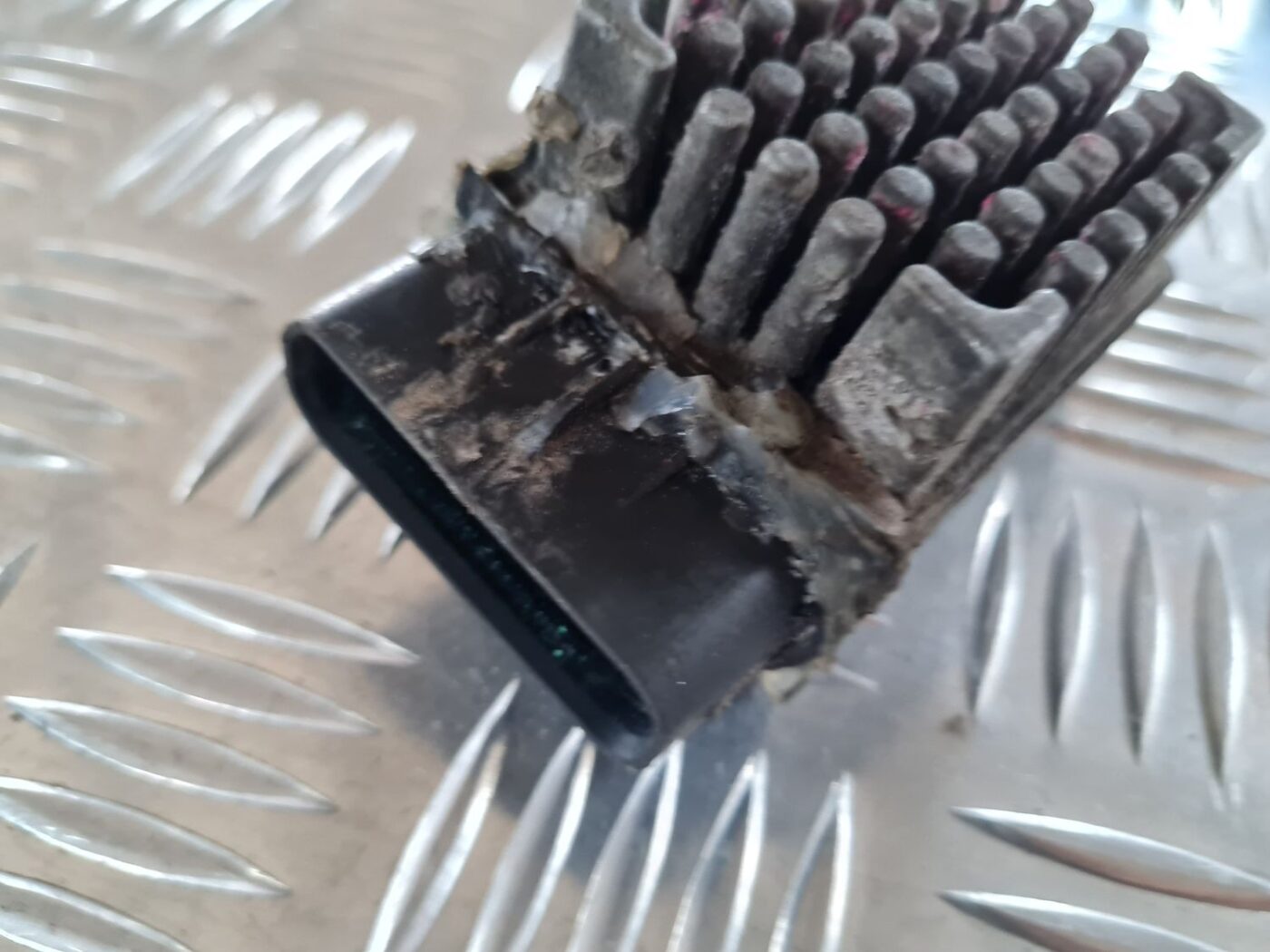 Salona ventilatora rezistors priekš CHRYSLER VOYAGER 2006