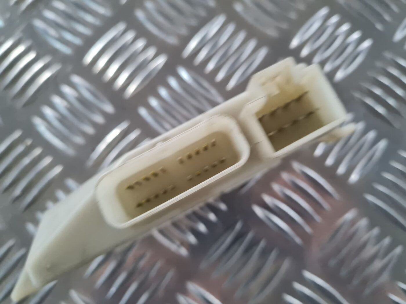 Durvju vadības bloks priekš CHRYSLER VOYAGER 2006 3 Durvju vadības bloks priekš CHRYSLER VOYAGER 2006