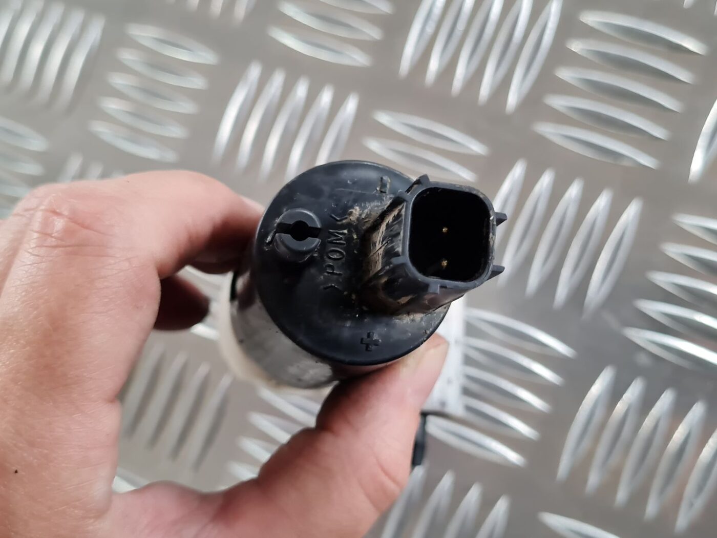 Mazgātāja šķidruma sūknis priekš CHRYSLER VOYAGER 2006 3 Mazgātāja šķidruma sūknis priekš CHRYSLER VOYAGER 2006