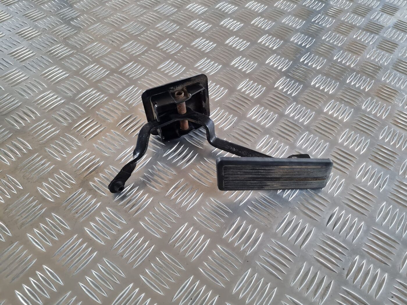 Gāzes pedālis priekš CHRYSLER VOYAGER 2006 1 Gāzes pedālis priekš CHRYSLER VOYAGER 2006