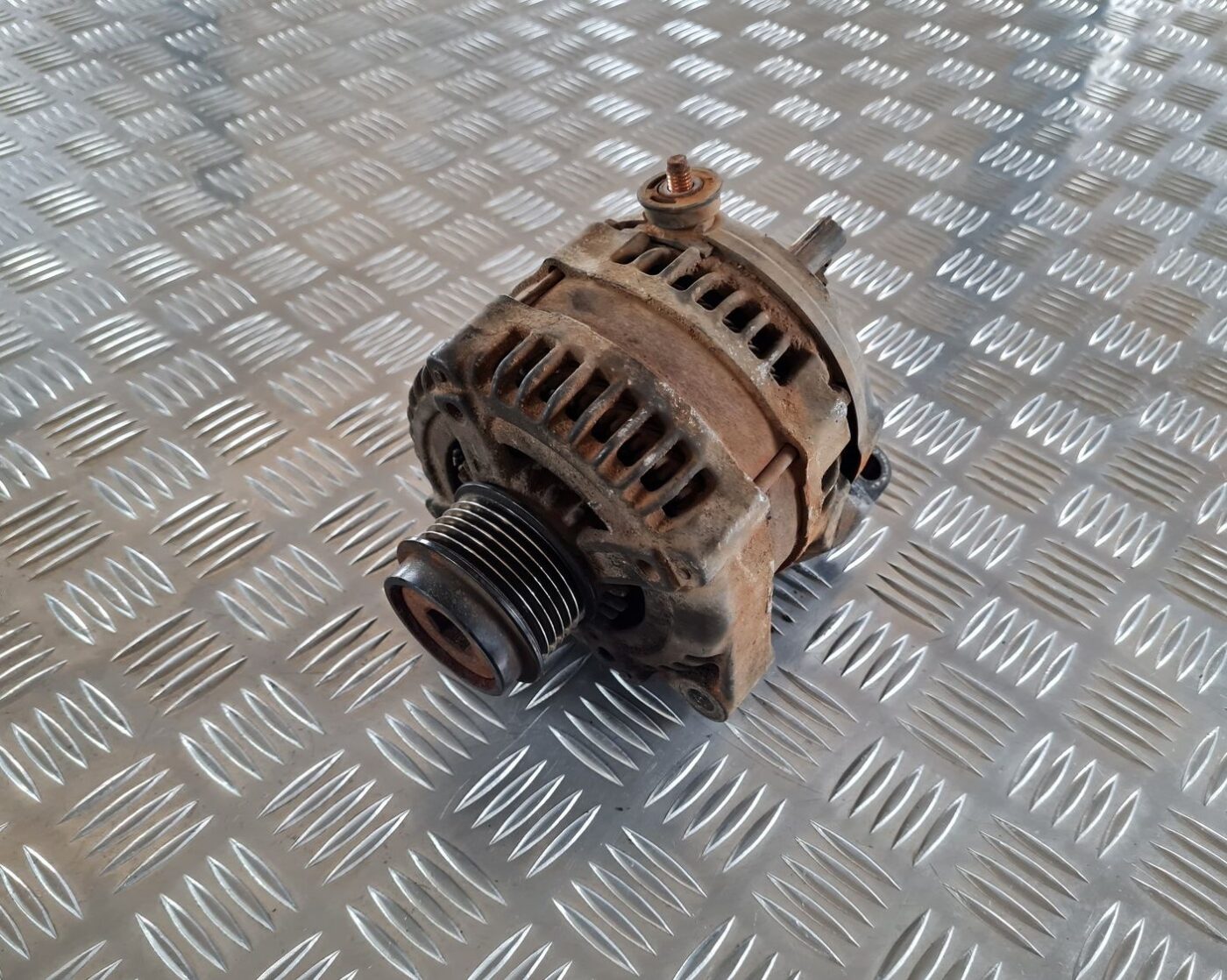 Ģenerators priekš CHRYSLER VOYAGER 2006