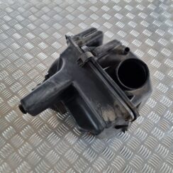 Gaisa filtra korpuss priekš CHRYSLER VOYAGER 2006