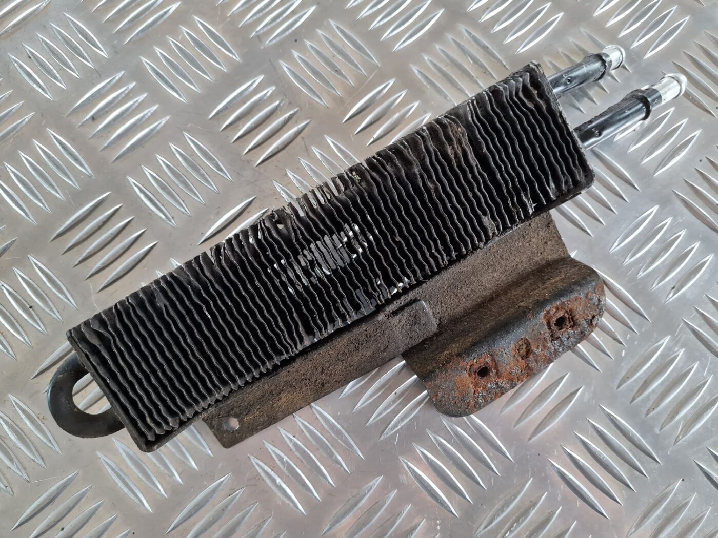 Stūres šķidruma dzesēšanas caurule priekš CHRYSLER VOYAGER 2006 3 Stūres šķidruma dzesēšanas caurule priekš CHRYSLER VOYAGER 2006