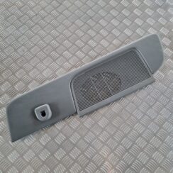 Bagāžnieka nodalījuma sānu apdare priekš CHRYSLER VOYAGER 2006