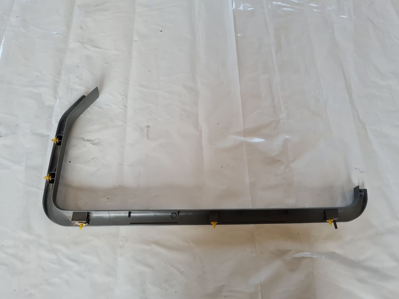 Durvju stikla moldings priekš CHRYSLER VOYAGER 2006