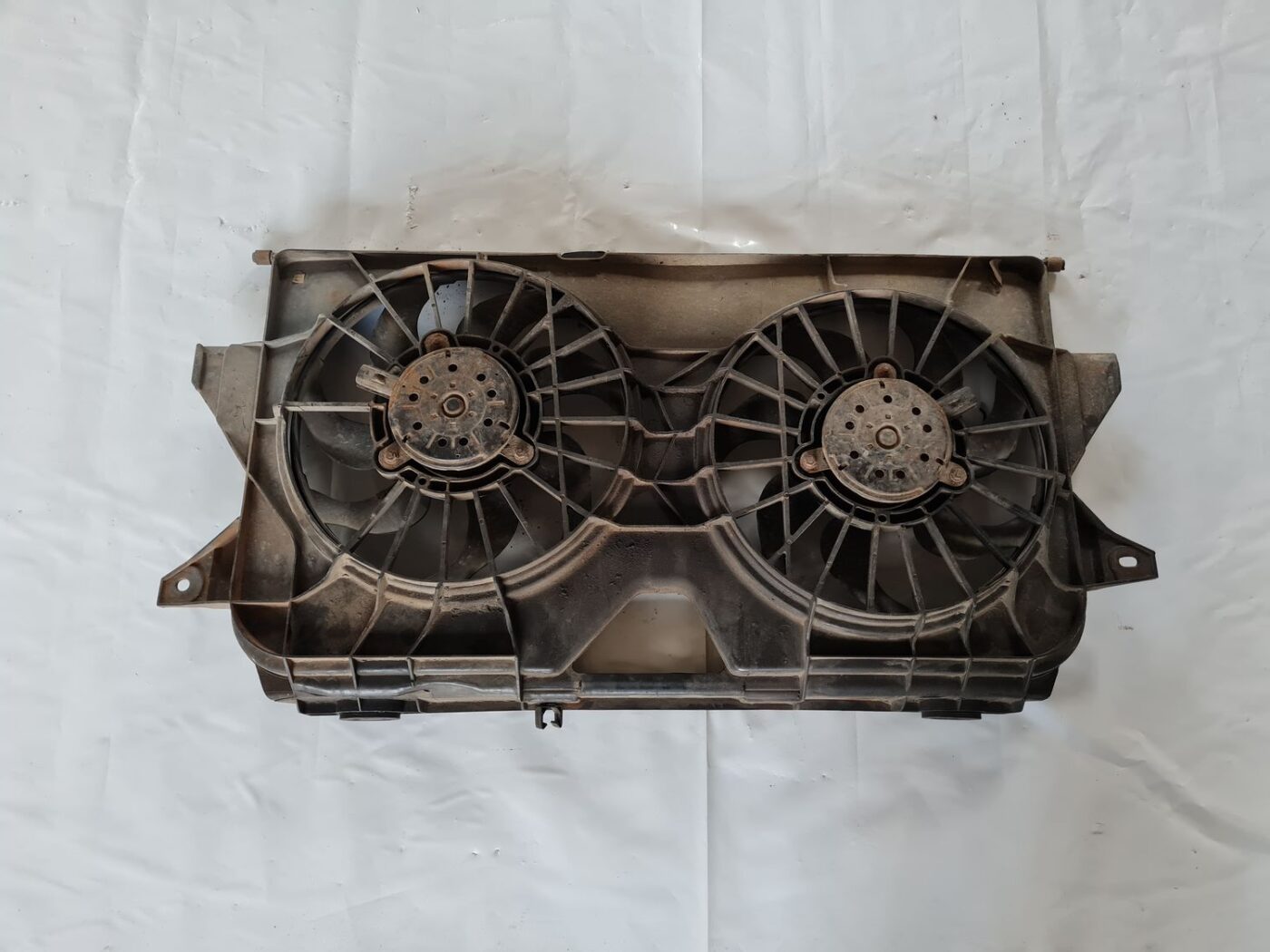 Dzesēšanas radiatora ventilators priekš CHRYSLER VOYAGER 2006 2 Dzesēšanas radiatora ventilators priekš CHRYSLER VOYAGER 2006