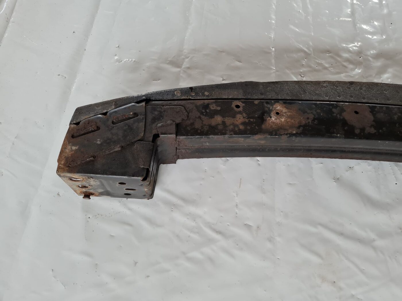 Priekšējā bufera pastiprinātājs priekš CHRYSLER VOYAGER 2006