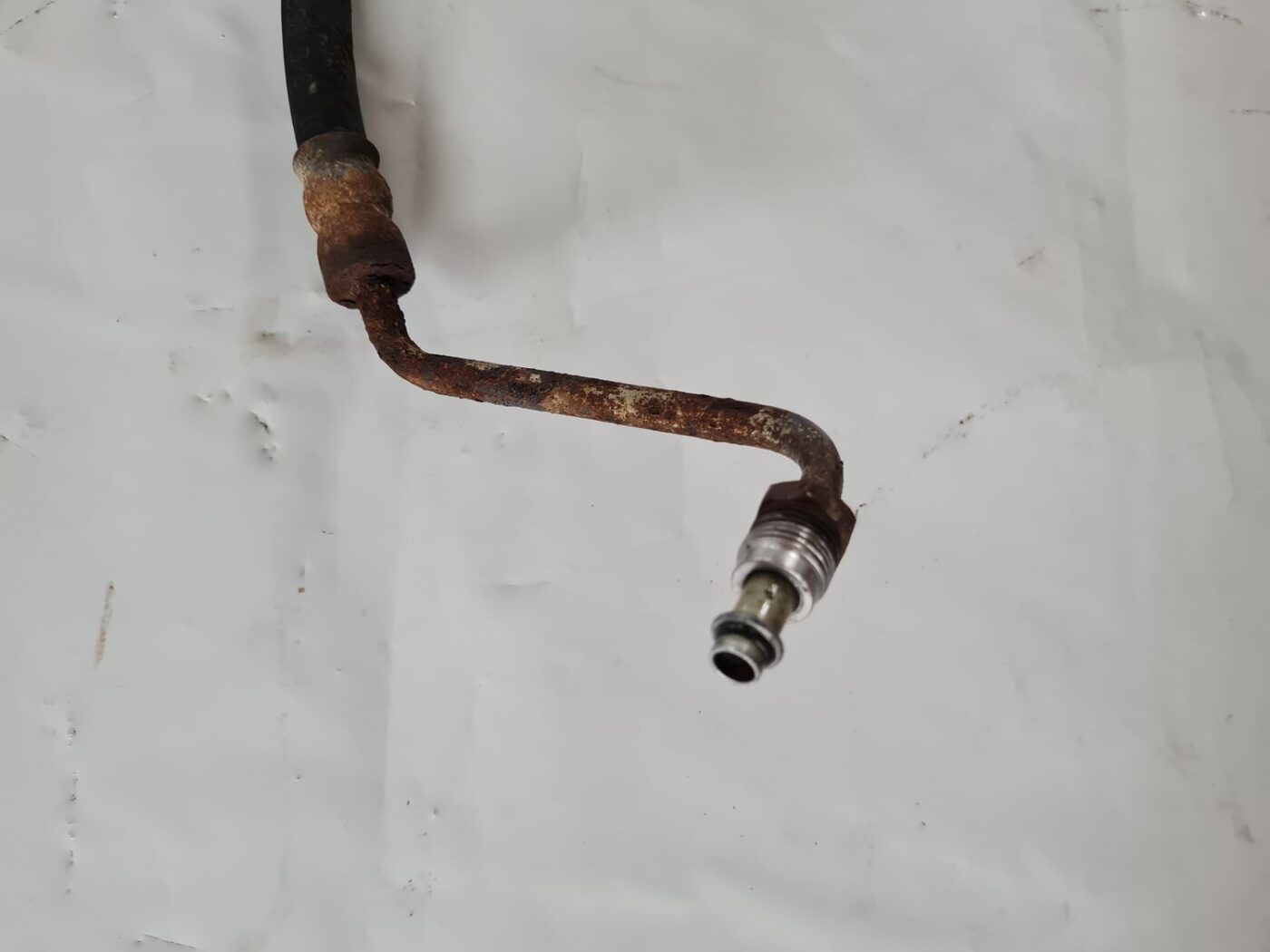 Stūres mehānisma caurule priekš CHRYSLER VOYAGER 2006 2 Stūres mehānisma caurule priekš CHRYSLER VOYAGER 2006