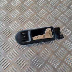 Salona durvju rokturis, priekšējais labais priekš VW GOLF IV 1999