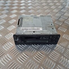 Automašīnas radio priekš VW GOLF IV 1999