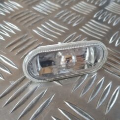 Pagrieziena signala lukturis priekš VW GOLF IV 1999